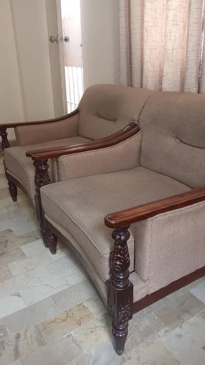 sheesham wood 5 seater sofa with table for SALE