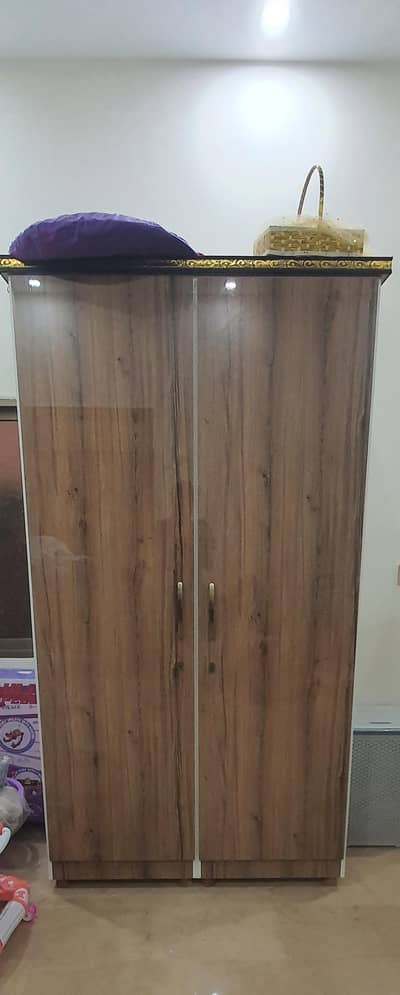 2 door wardrobe 8 ft height