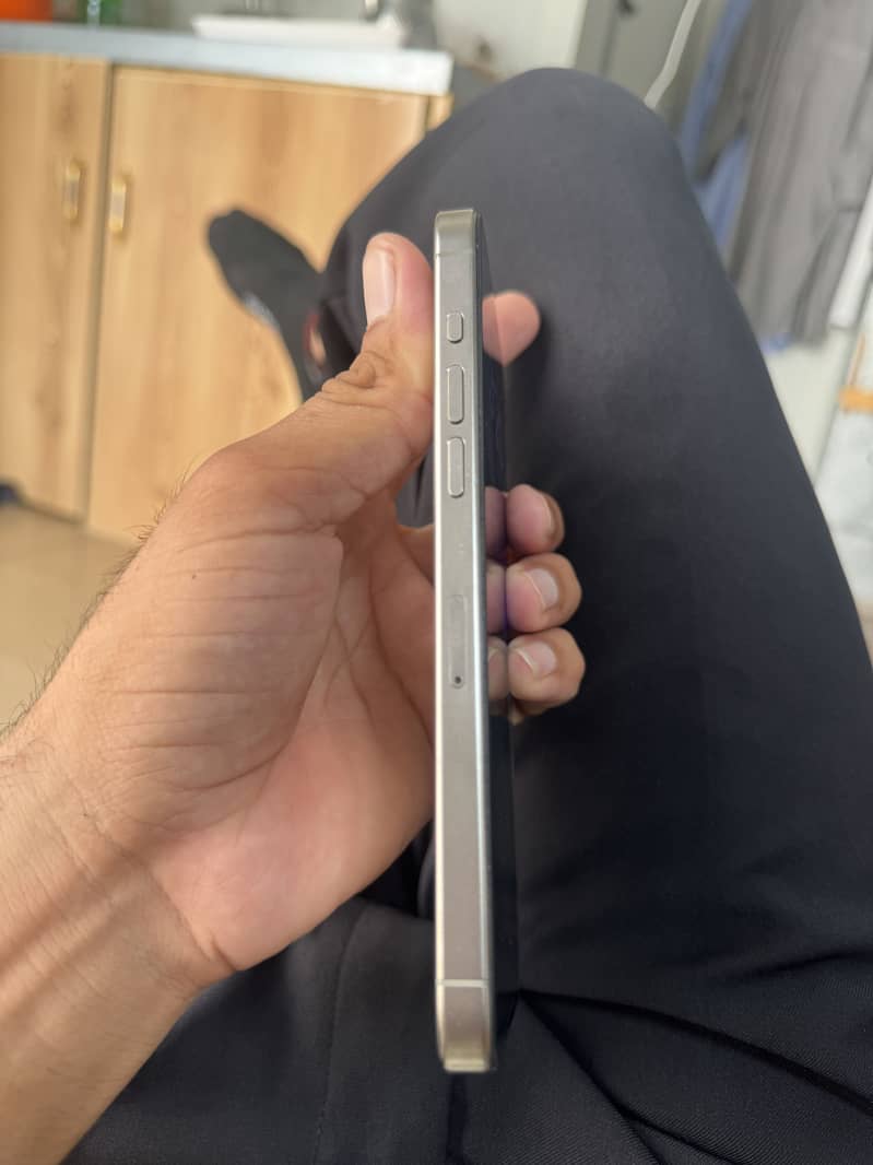 Apple iPhone 15 Pro Max Urgent for sale 4