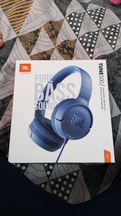 JBL TUNE 500