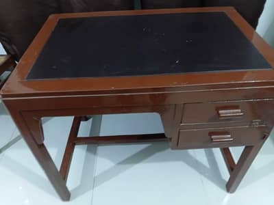 Wooden Office Table