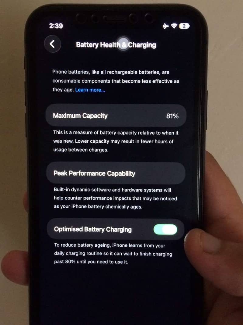 Apple iPhone 11 4