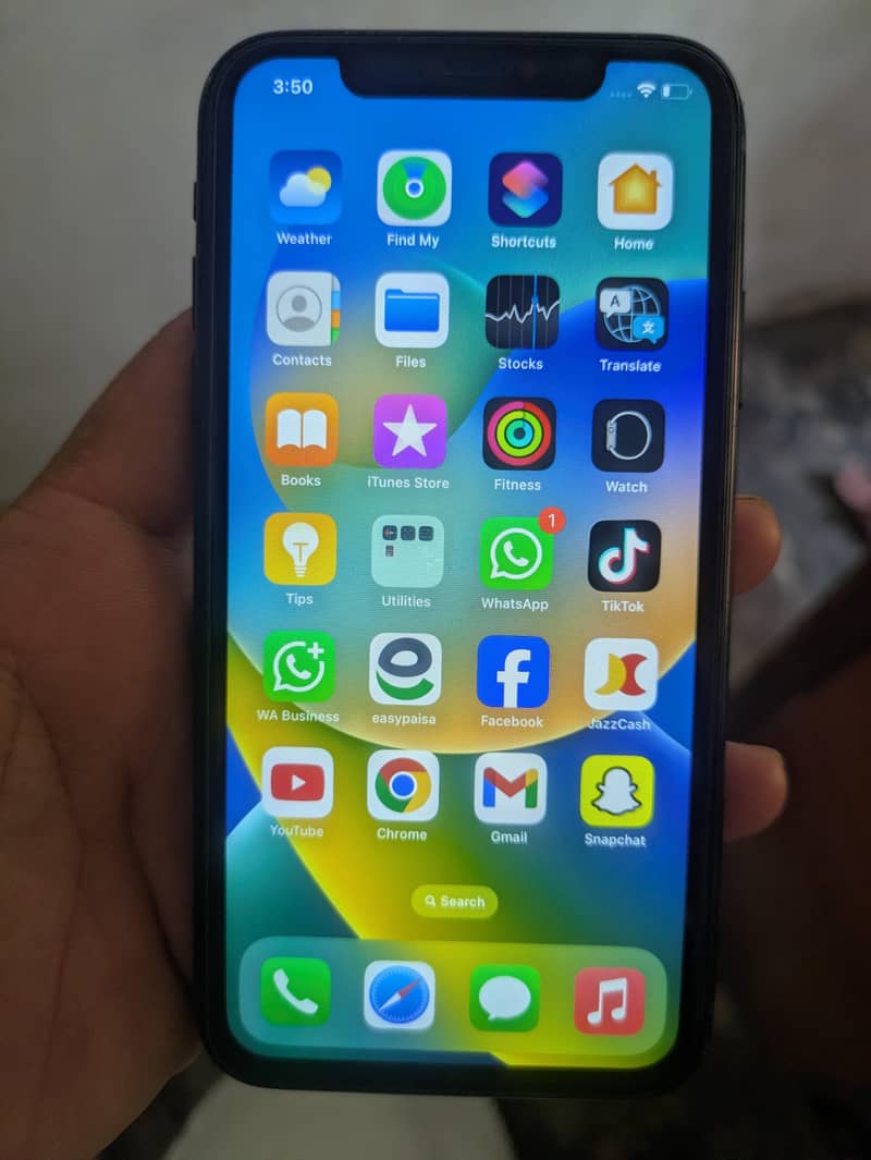 Apple iPhone XR 1