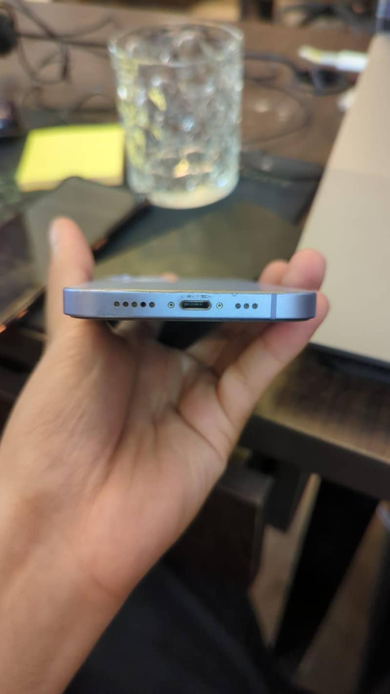 Apple iPhone 12 2