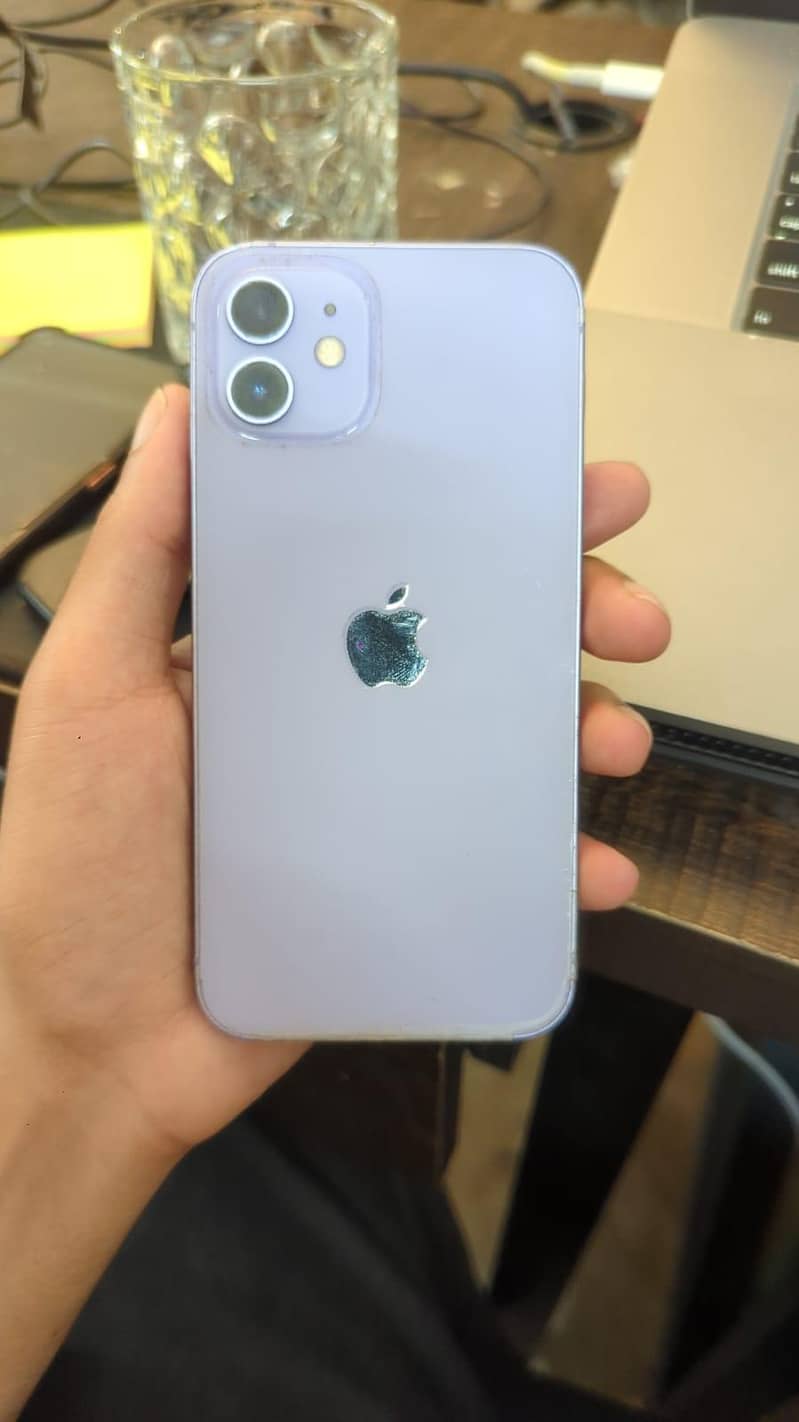 Apple iPhone 12 5