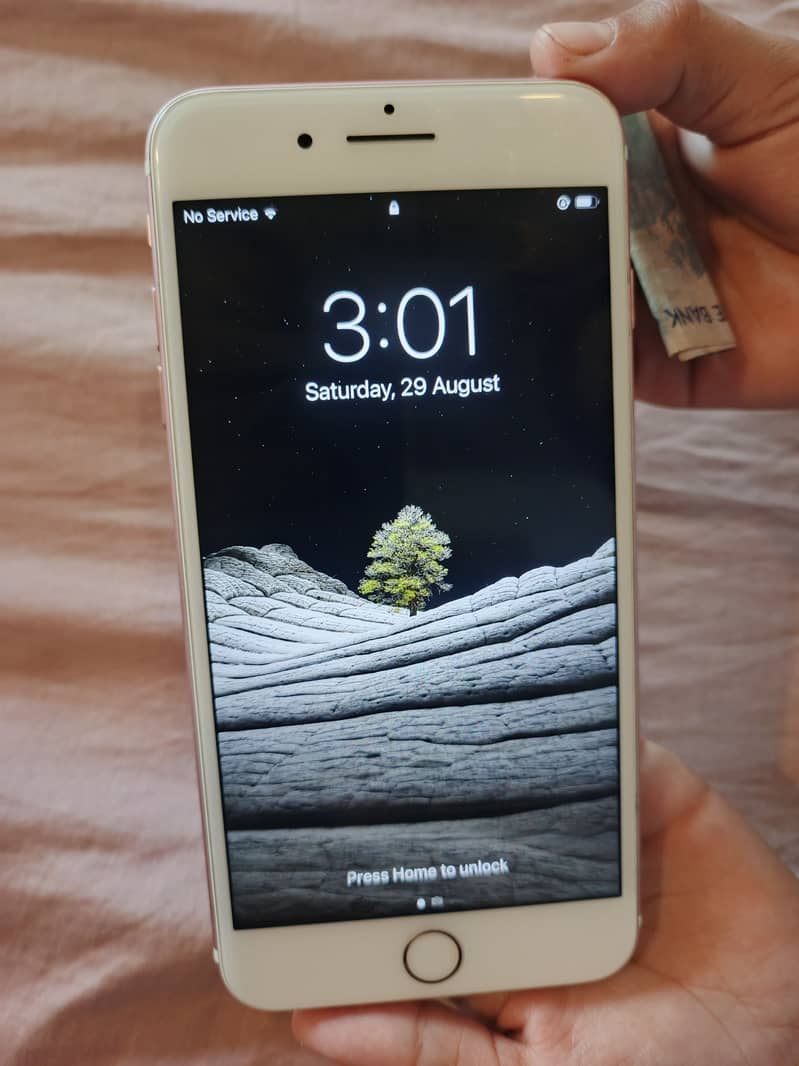 iPhone 0
