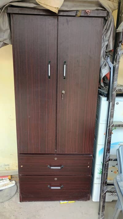 Almari with 2 Drawer