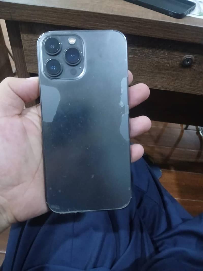 Apple iPhone 13 Pro Max 1