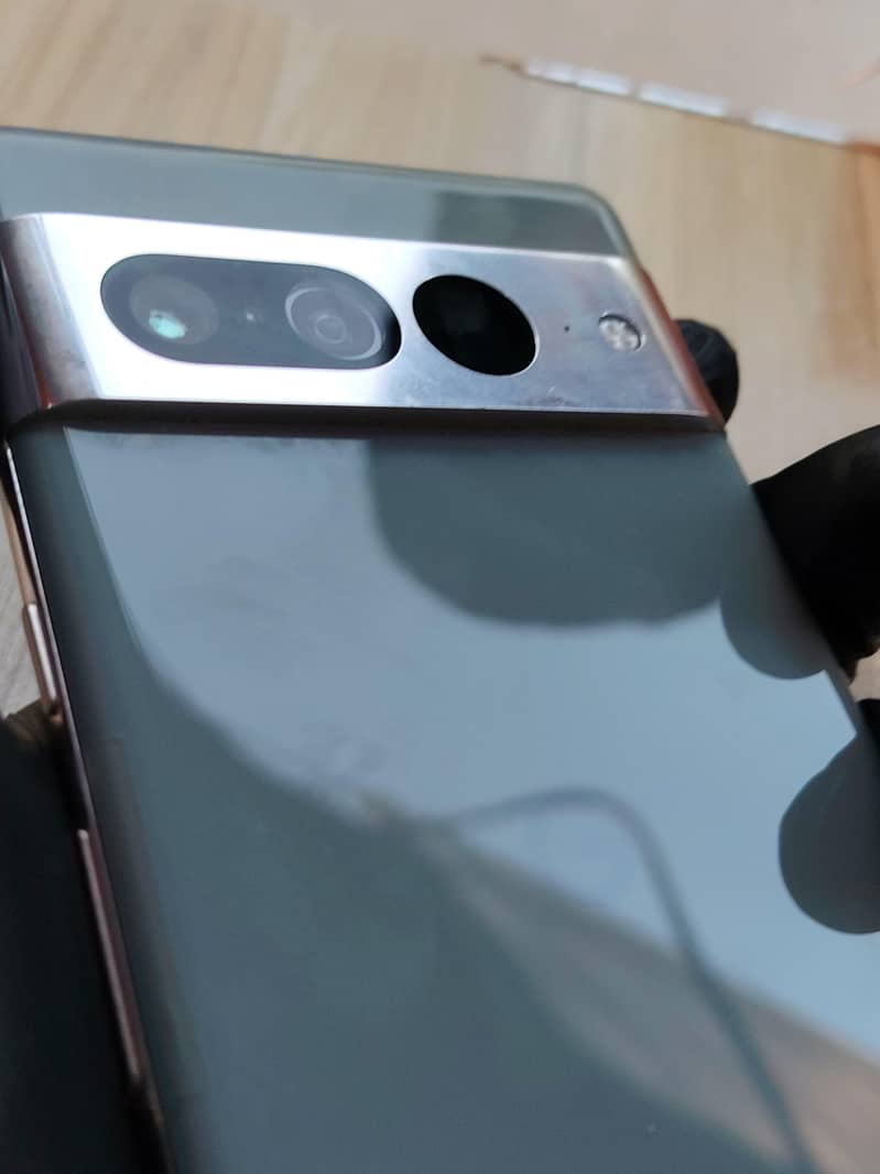 Google Pixel 7 Pro 4