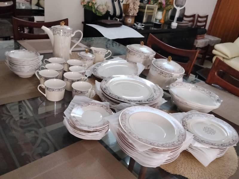 Dinner set 0