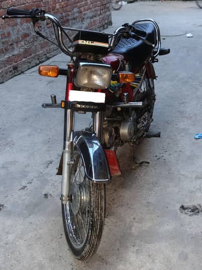 Honda CD 70 red colour