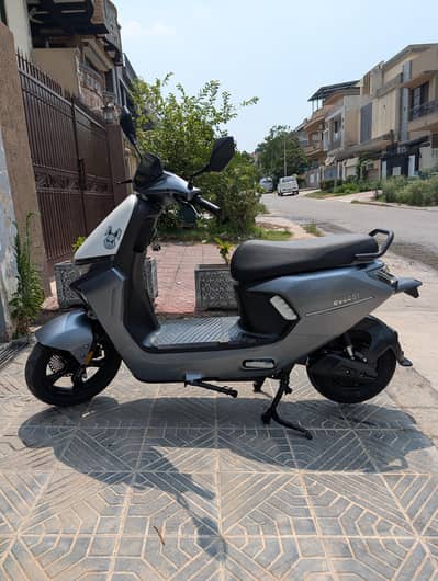 EVEE S1 2025