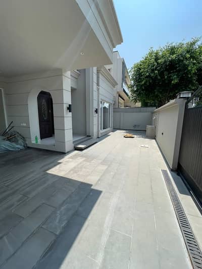 Upper Portion New Available For Rent