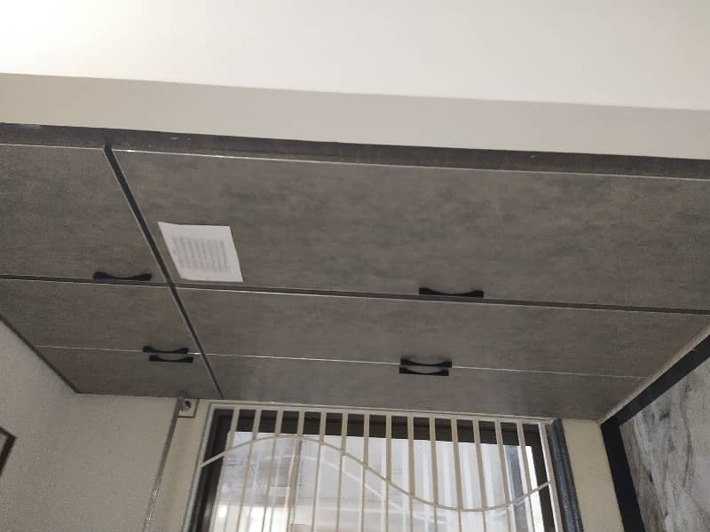Upper portion available no water 8