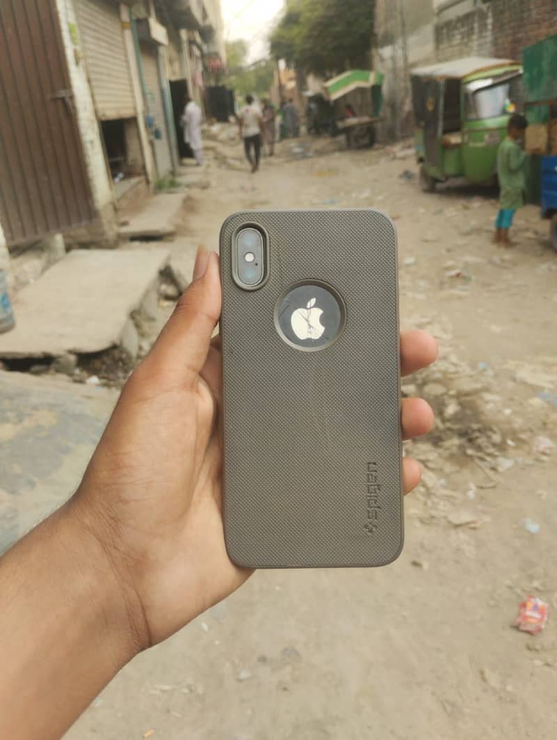 Apple iPhone X 0