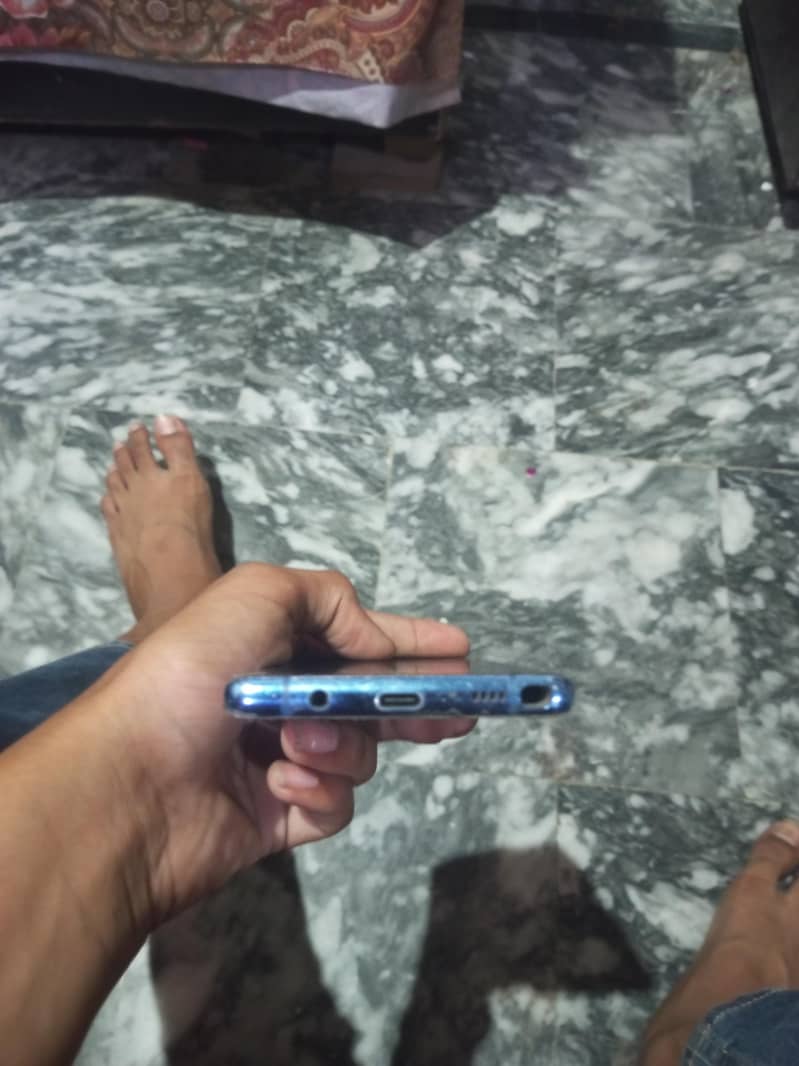 Samsung Mobile Note 8 3