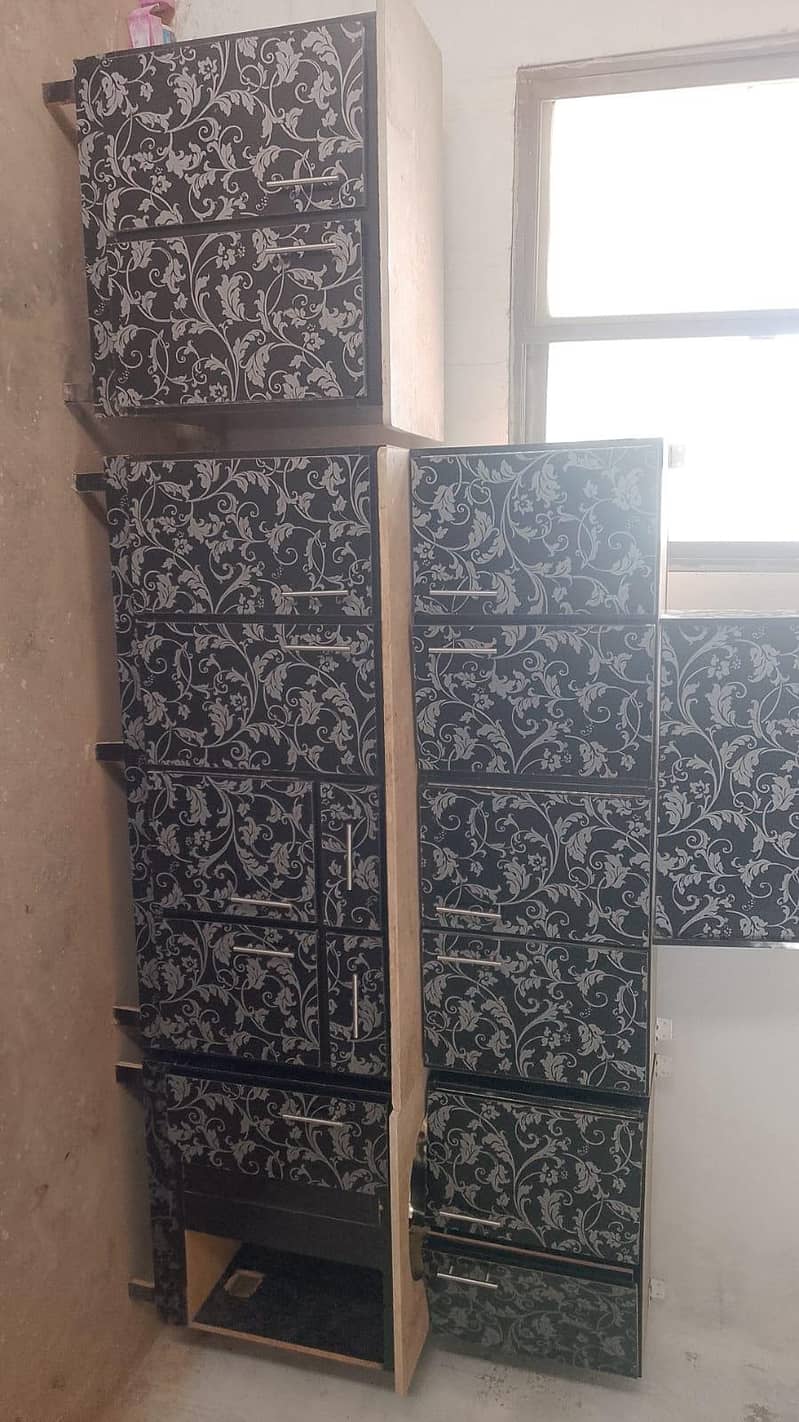 cabinet 2