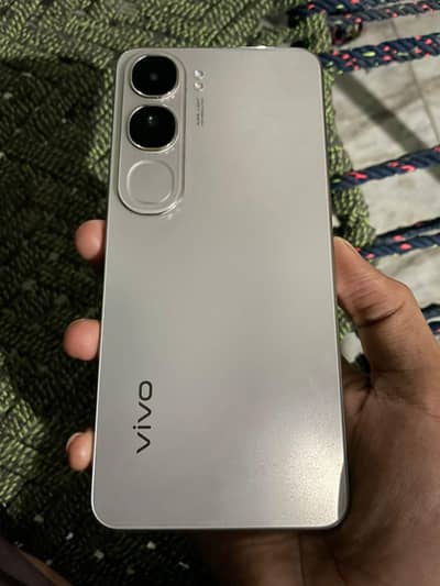 Vivo Y200 — 10/10 Condition
