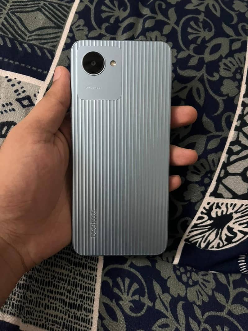 Realme C30 4