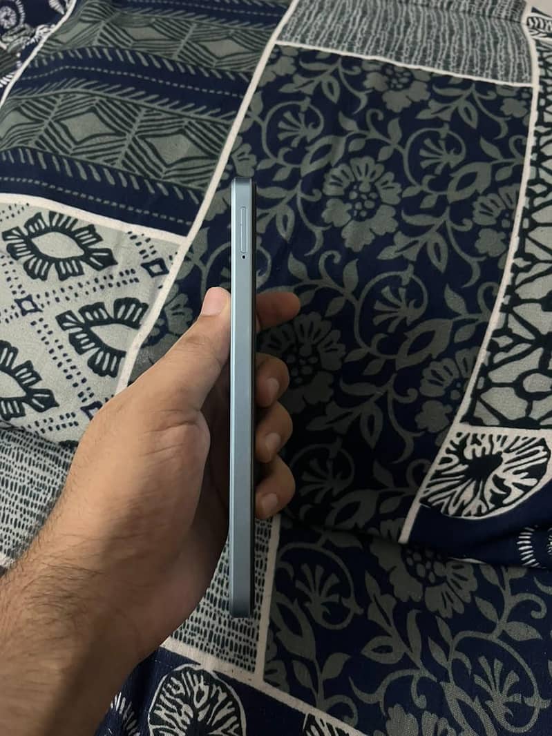 Realme C30 9