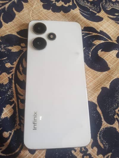 Infinix Hot 30 Play