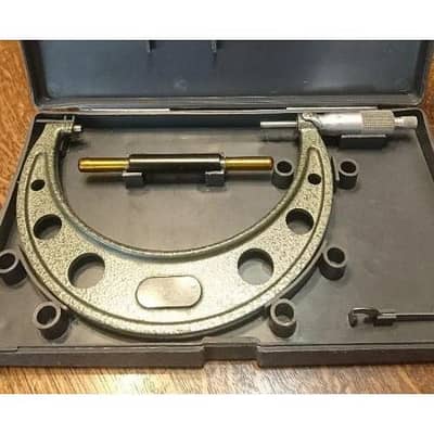 mitutoyo outside micrometer with case japan