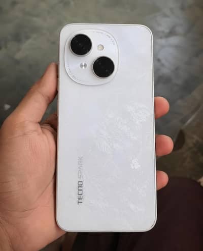 Tecno Spark Go 1