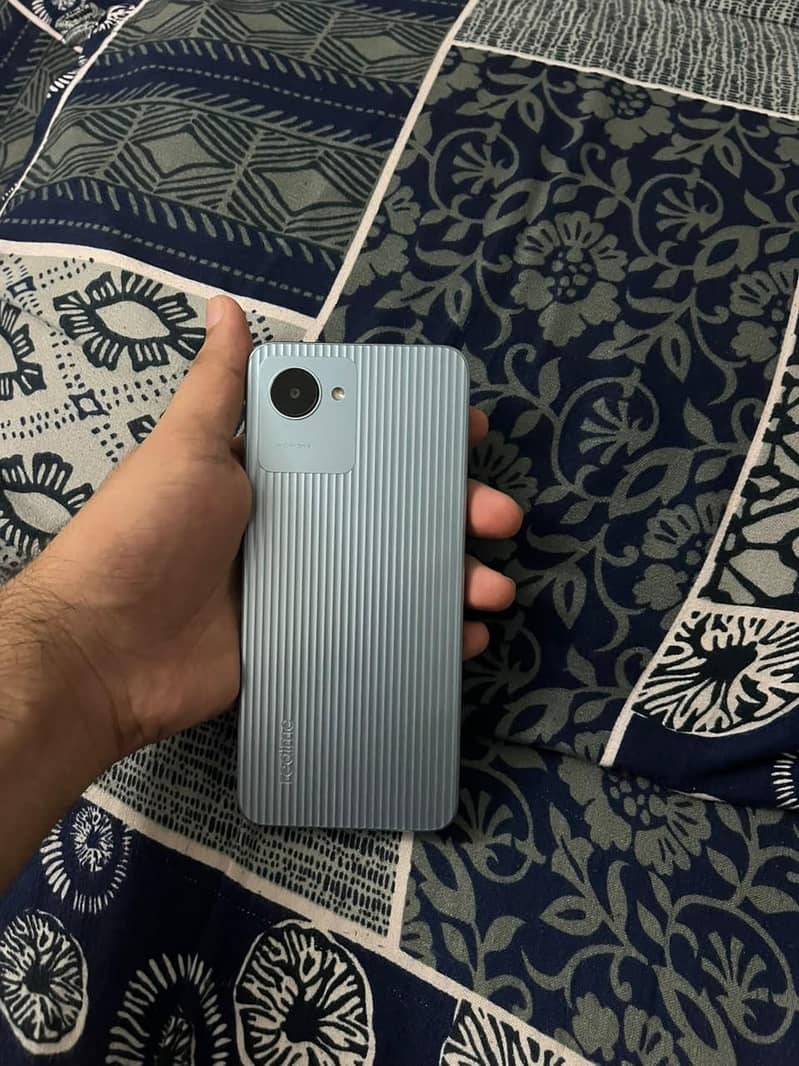 Realme C30 4