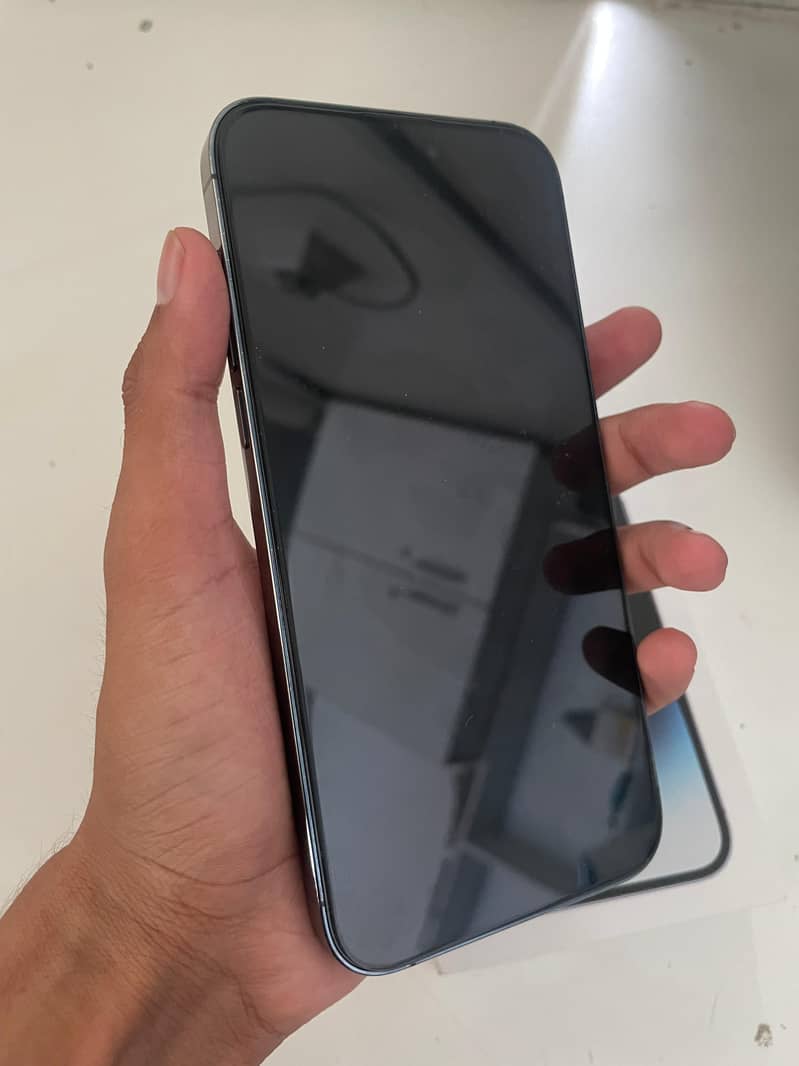 Apple iPhone 14 Pro Max 2