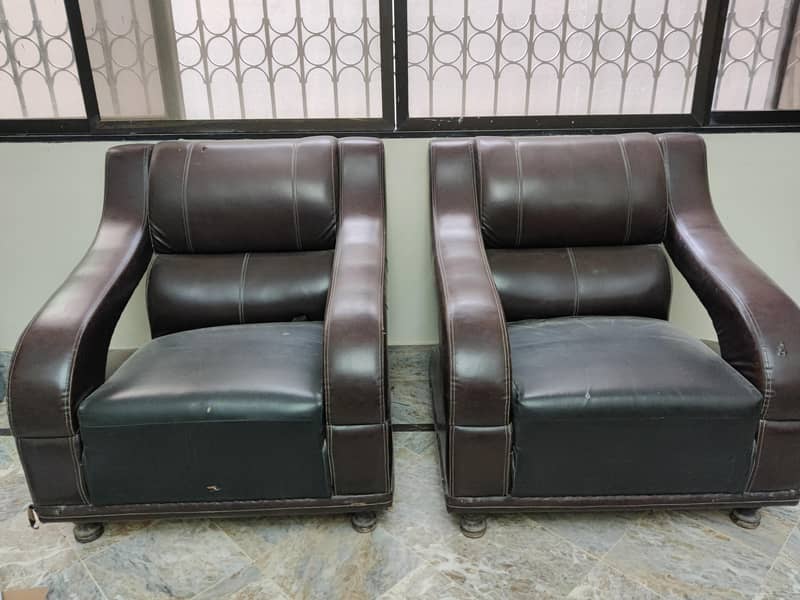 7 seater sofas for sell with table 3