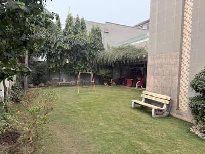 34 Marla Used Modern Design 6 Bed Room Bungalow For Sale At Prime Location Of DHA Lahore Near To Park Masjid & Commercial Market