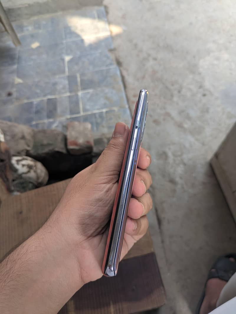 One Plus 9 4