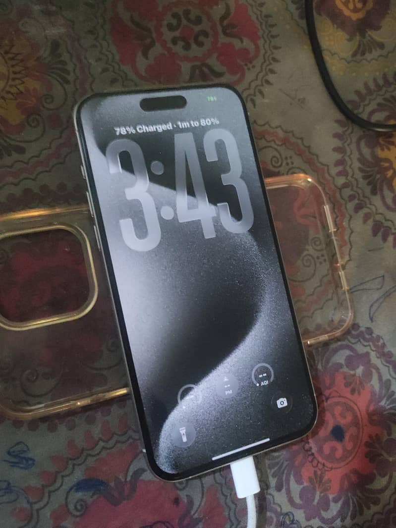Apple iPhone 15 Pro Max 0