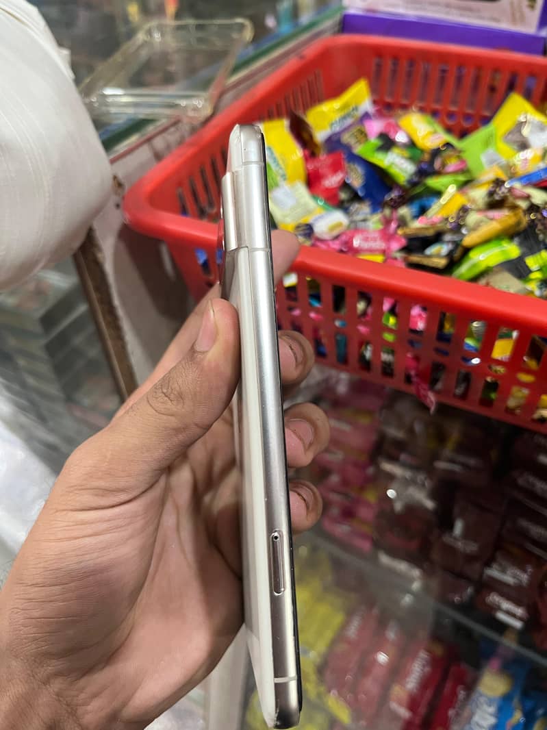 Google Pixel 8 Pro 9