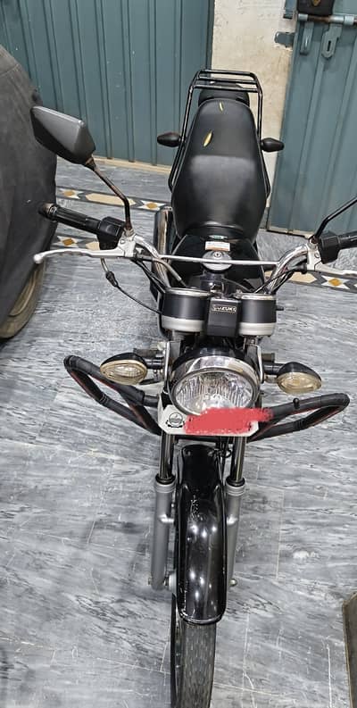 *Suzuki GS 150 2022 – First Owner | Well Maintained | Lahore Registere