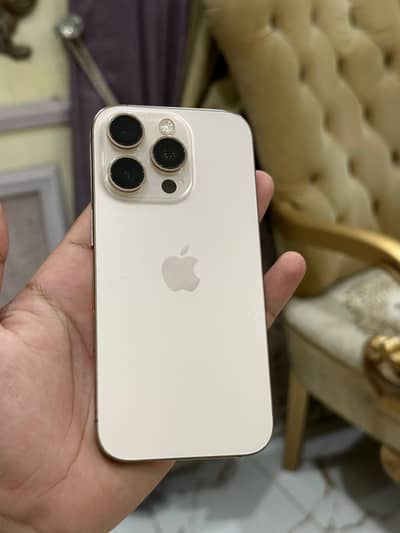 Apple iPhone 16 Pro