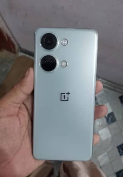 one. plus ace 2v tex. pay hony wala ha sim chal rahi ha dono