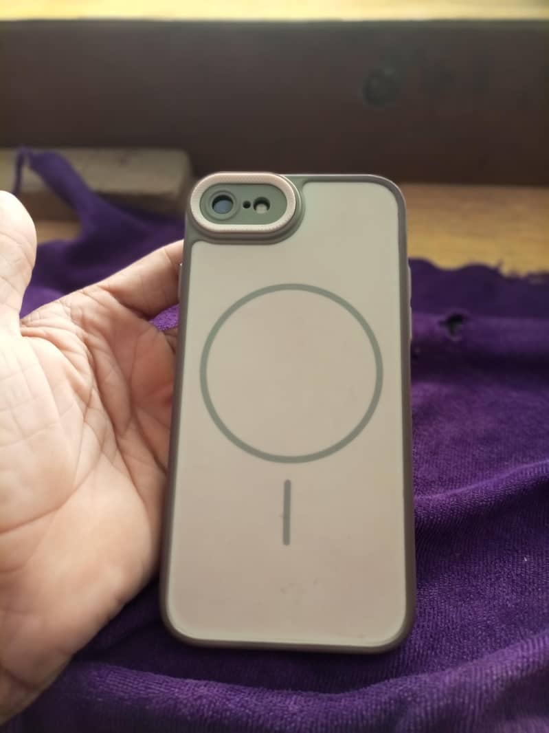 Apple iPhone 7 1
