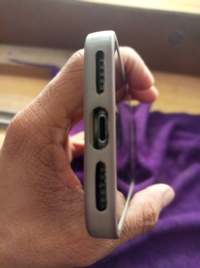 Apple iPhone 7 3