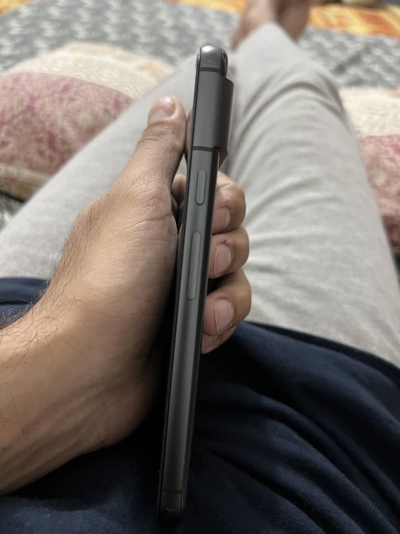 Google Pixel 8 1
