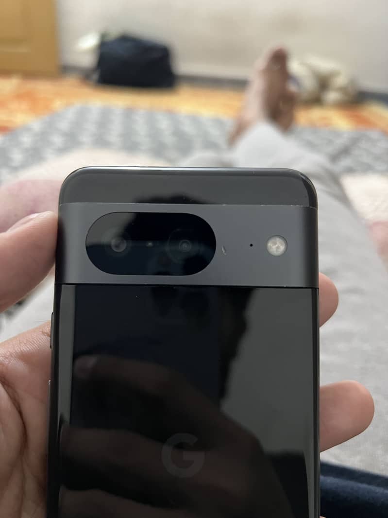 Google Pixel 8 4