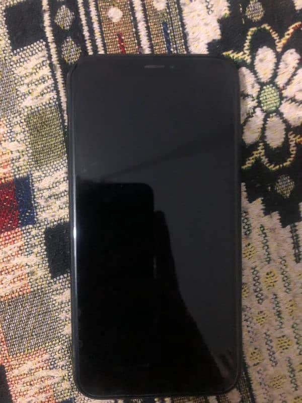 iPhone xr 1