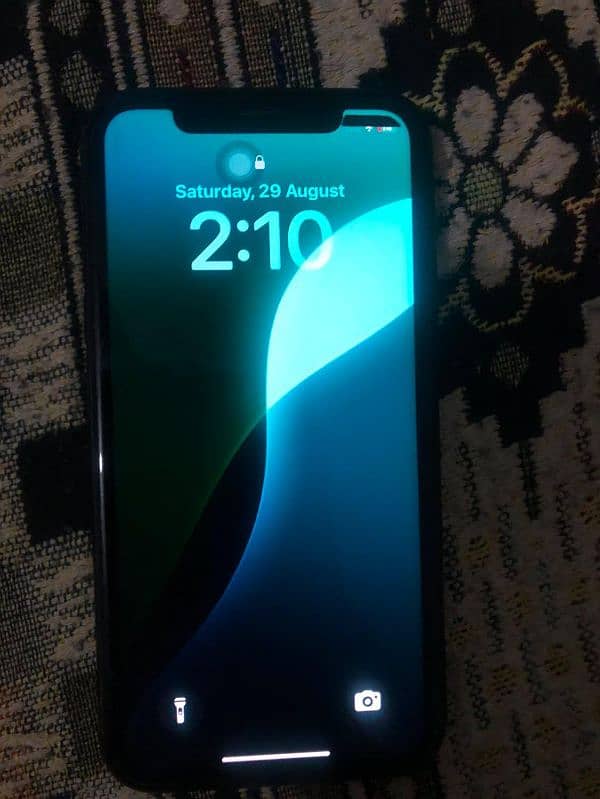 iPhone xr 2