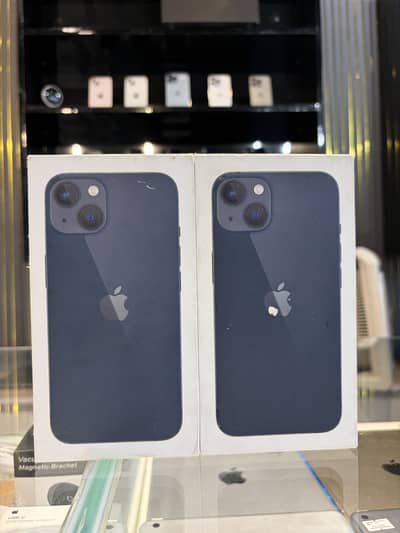 Apple iPhone 13