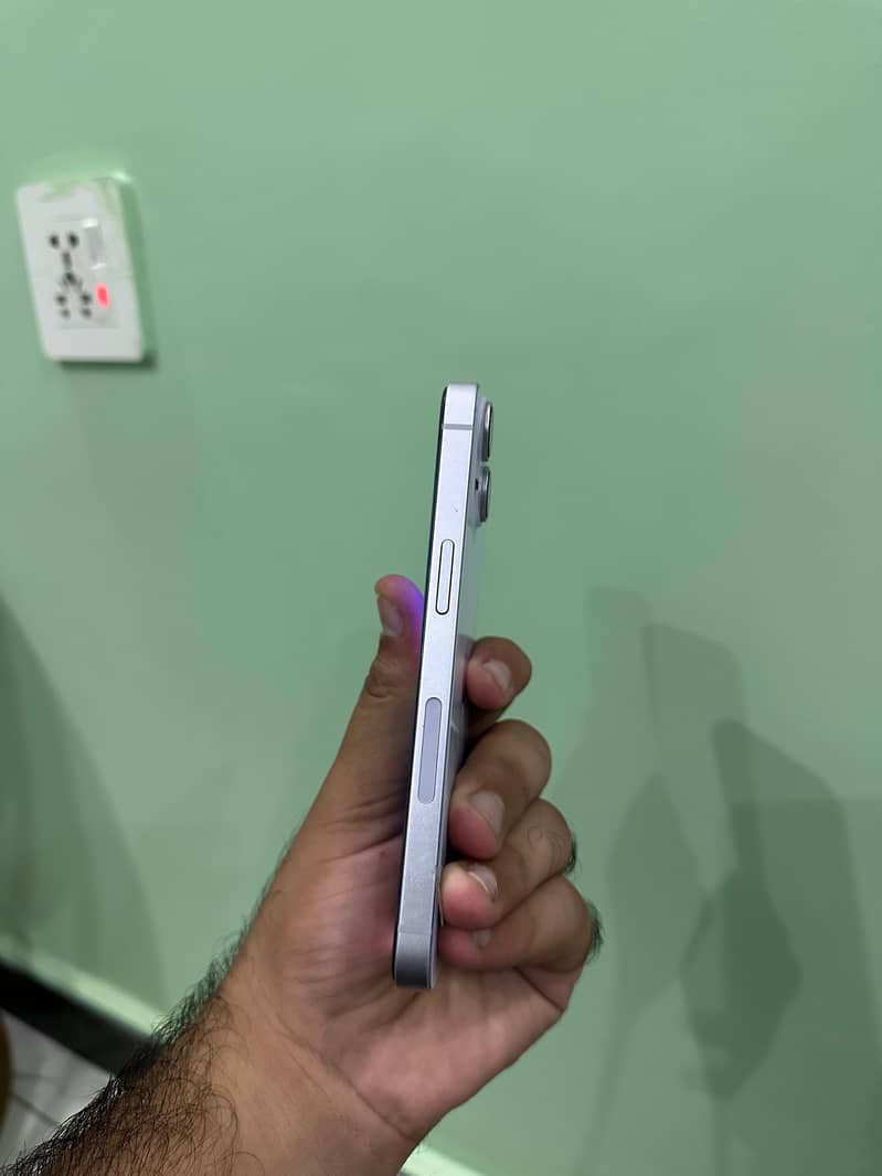 Apple iPhone 14 1