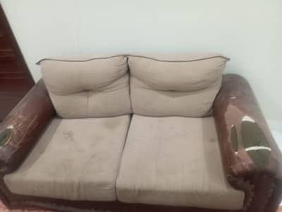 7 seater sofa with table