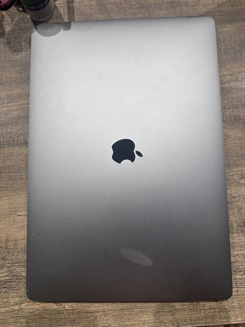 Macbook pro 19 1