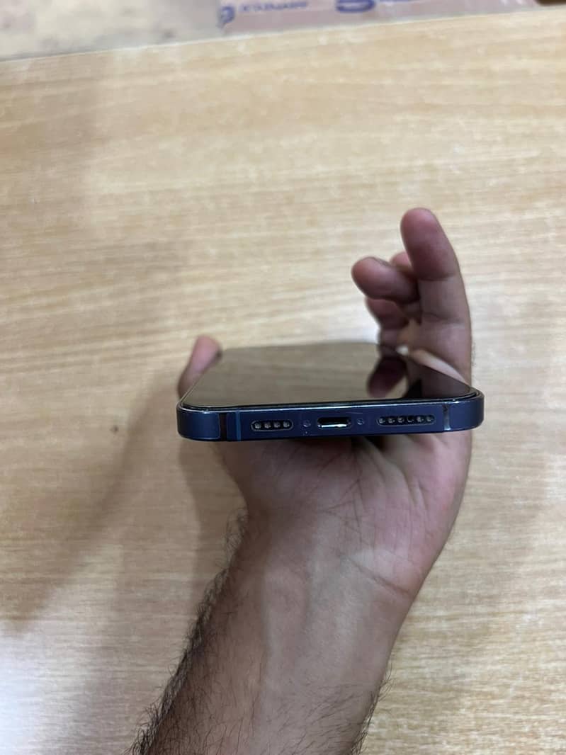 Apple iPhone 13 Pro Max 9