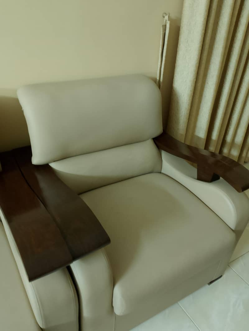 7 Seater Sofa 3
