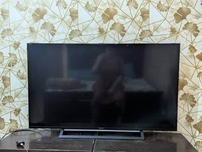49 Inches LED With smart box